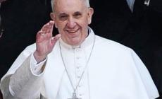 Papa Francesco ha lasciato il policlinico Gemelli e si è fermato a parlare con i giornalisti: "Ho sentito solo un malessere, ma non ho avuto paura"
