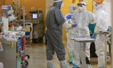 Maggiore, liberati cento letti Covid. I medici: &laquo;Non abbassiamo la guardia&raquo;