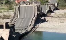 Ponte crollato, la Polizia sul luogo del disastro - Video