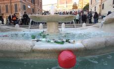 Gli ultrà del Feyenoord devastano Roma 