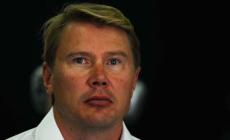 Hakkinen consola Hamilton