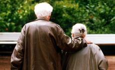 Due cuori e una stanza d'ospedale: anziani salvi insieme  a Chieti