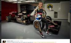 Lotus, un volante per Carmen