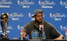 Cleveland ferita fischia Iguodala MVP