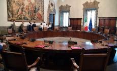 Via libera allo slittamento delle elezioni amministrative