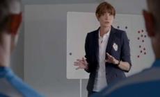 Carla Bruni diventa allenatrice