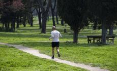 In Emilia Romagna a maggio attività  fisica all'aperto, ma da soli