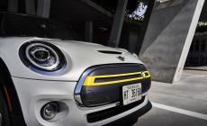 Silenzio, inizia l'era elettrica. L'ultima rivoluzione di Mini