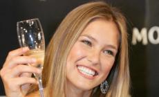 Nozze di Bar Refaeli, chiuso lo spazio aereo