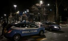 Sfonda a calci la porta del pub e ruba i tablet: arrestato