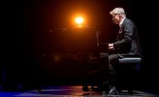 Teatro Regio, emozioni con Baglioni