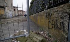 La «fabbrica» ancora rifugio di vite randage