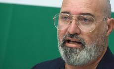 Bonaccini lancia già la fase 3: 'Bus gratis per gli studenti'