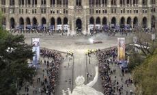 Ricciardo, show per le vie di Vienna