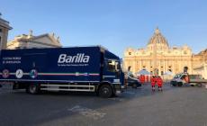 In piazza San Pietro il camion-cucina «targato» Barilla