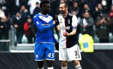 Chiellini: "Balotelli da schiaffi", Supermario: "Almeno parlo in faccia"