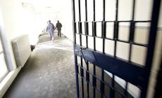 Detenuta lancia dalle scale i figli: avviato l'iter della morte cerebrale per il secondo bimbo 