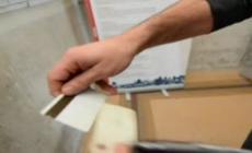 Dipendenti pubblici assenteisti: 26 persone agli arresti domiciliari a Massa 