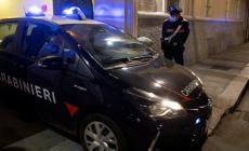 A dieci anni sotto la pioggia da solo: &laquo;Ho litigato con la mamma&raquo;