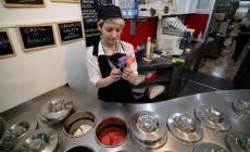 Il caro energia «scioglie» il gelato