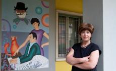 Via Treves, il murales dei ricordi sulla casa anni '70