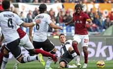 Sky alla Lega calcio: "Fate giocare il Parma con i nostri soldi"