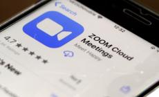 Uccide il padre in diretta su Zoom