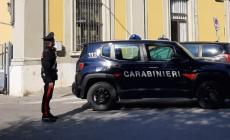 Atti osceni alla fermata del bus, denunciato