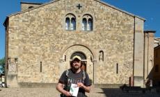 Marco Pinti, consulente politico e «camminatore»: il suo nuovo romanzo è ambientato a Fornovo