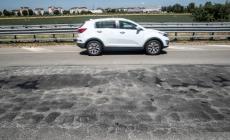 Tangenziale di Parma, viaggio tra buche e guardrail pericolosi