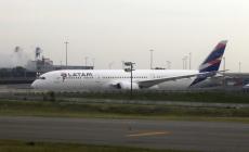 Latam, principale compagnia aerea del Sud America, in bancarotta