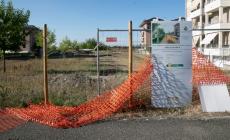 «Parco dei Gelsi, cantiere fermo e manca anche la recinzione»