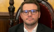 De Vanna replica a Vignali: "Siamo impegnati tutti i giorni a progettare e realizzare opere pubbliche. Ma lo sviluppo deve essere economicamente sostenibile, per evitare le storture del passato" 