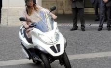 Piaggio: accordo con un gruppo cinese, nuove produzioni a Pontedera