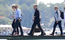 Il primo ministro britannico Theresa May in vacanza a Sirmione