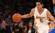 NBA: ai Lakers bastano tre quarti, ok Hornets