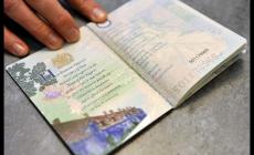 Centinaia di transgender in fuga respinte al confine