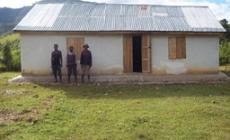 Cento bimbi a scuola nella foresta del Madagascar: «Grazie Parma»