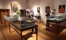 «Dettagli preziosi», mostra a Villa Soragna
