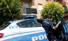 Amici ubriachi litigano: e finisce a sprangate. Danneggiata anche un macchina
