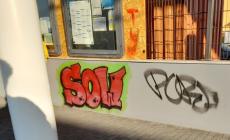 Stazione di Collecchio: danni, vandalismi, graffiti, incuria