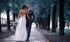 Matrimoni, il no dei futuri sposi alla cerimonia in mascherina