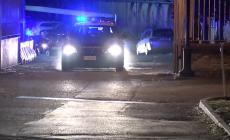 Ubriaco danneggia i cassonetti e aggredisce i carabinieri: arrestato - Video 