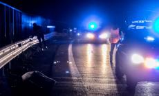 Donna travolta in tangenziale Sud: stava scappando da qualcuno?