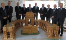Il Club dei 27 visita il monumento a Verdi che... non c'è più