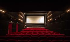 Cinema e teatro: ammessi più spettatori (200 al chiuso)