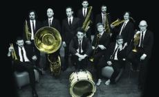 Una serata  tra comicit&agrave;  e virtuosismi