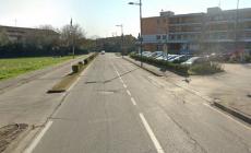 Ruba al supermercato e aggredisce una guardia giurata