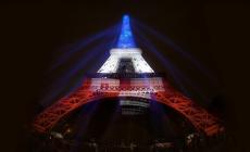 Parigi riapre la Tour Eiffel