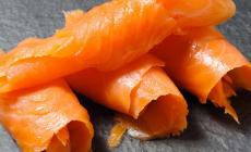 Rischio Listeria, richiamato lotto di salmone Sarlaks-Vegè